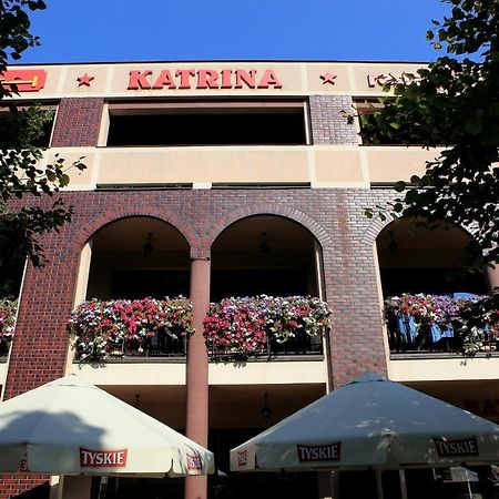 Katrina Aparthotel Ostrzeszów Εξωτερικό φωτογραφία