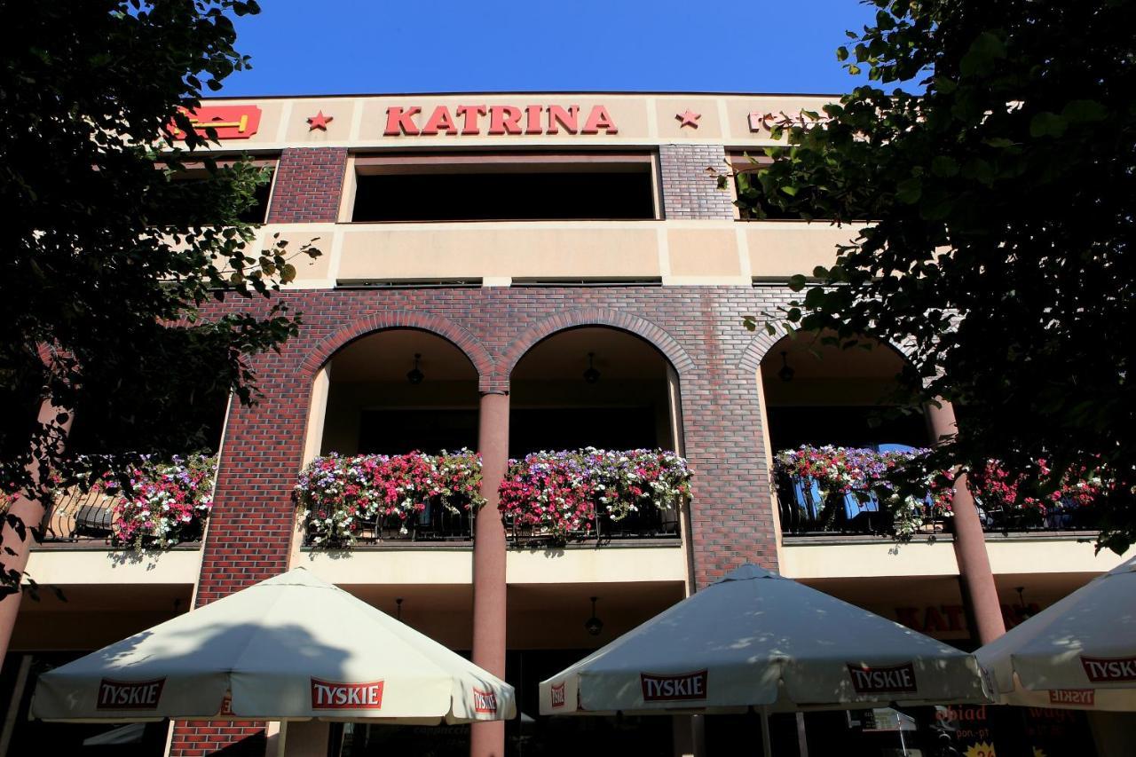 Katrina Aparthotel Ostrzeszów Εξωτερικό φωτογραφία